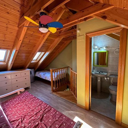 Апартаменты Acogedor Atico Duplex En El Centro En Biescas/4Pax Экстерьер фото
