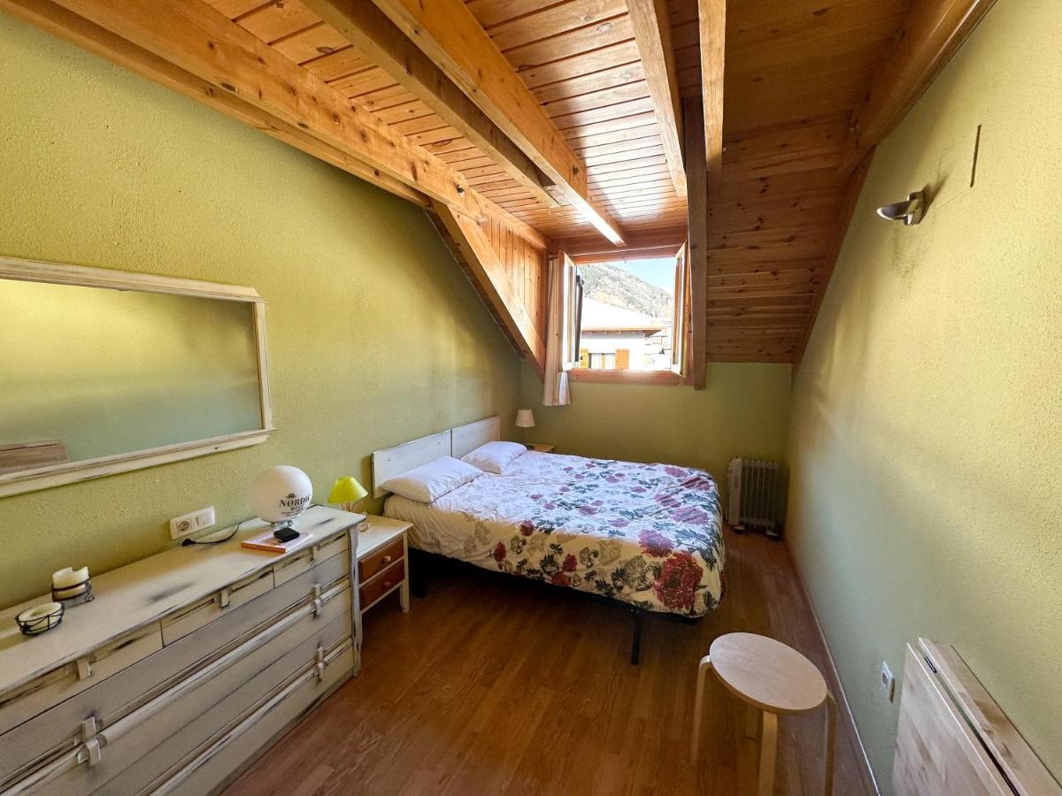 Апартаменты Acogedor Atico Duplex En El Centro En Biescas/4Pax Экстерьер фото