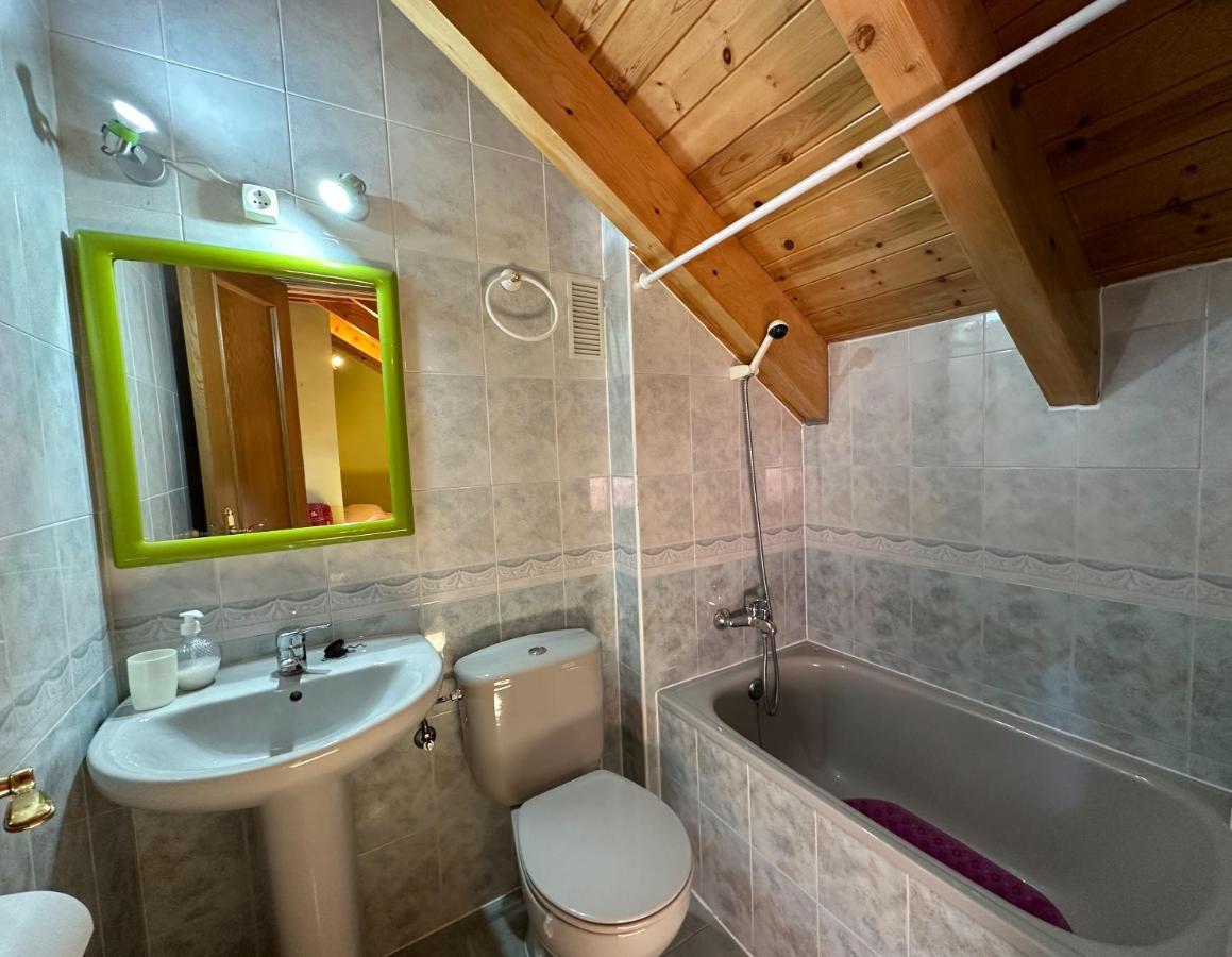 Апартаменты Acogedor Atico Duplex En El Centro En Biescas/4Pax Экстерьер фото