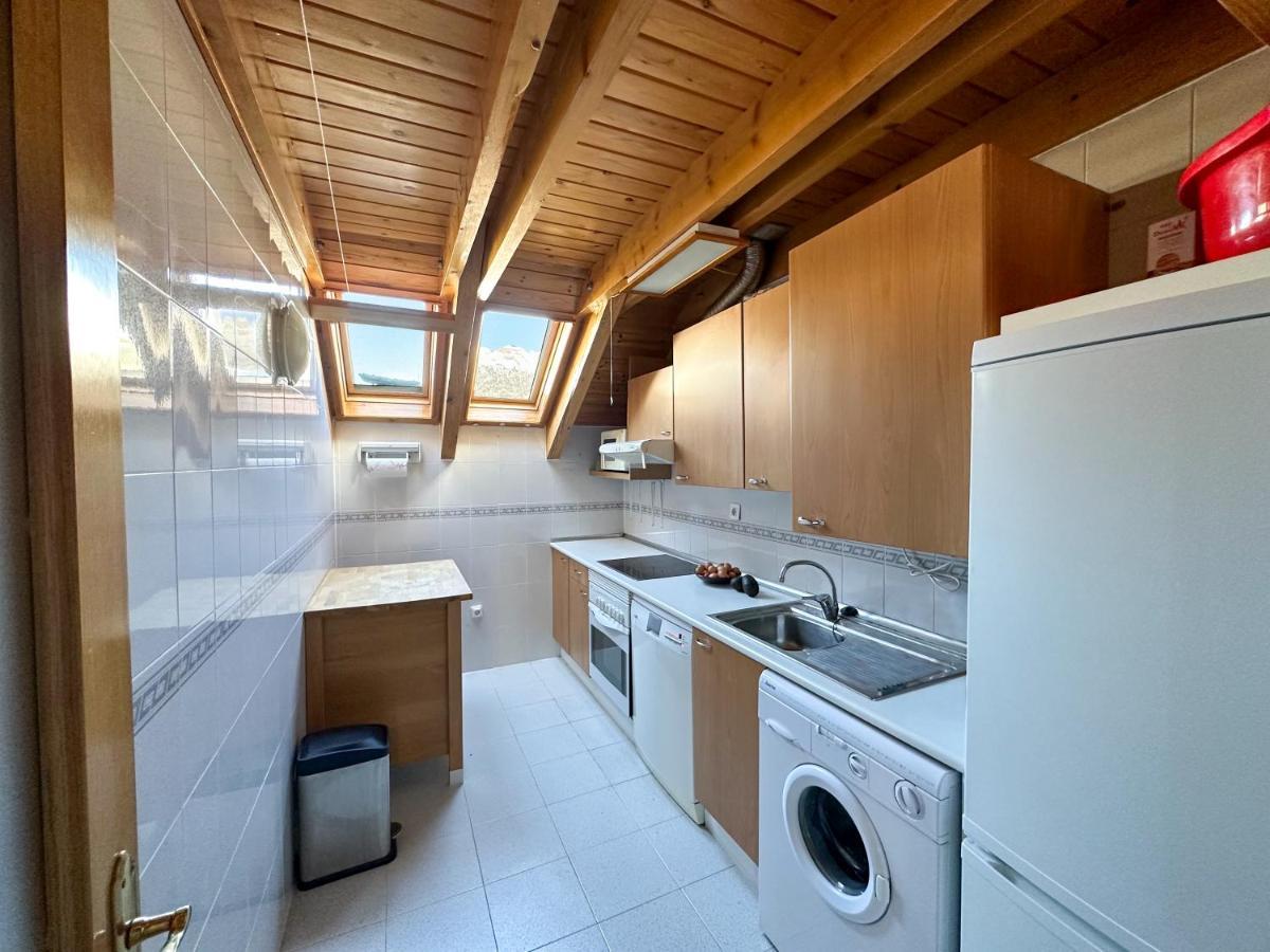 Апартаменты Acogedor Atico Duplex En El Centro En Biescas/4Pax Экстерьер фото